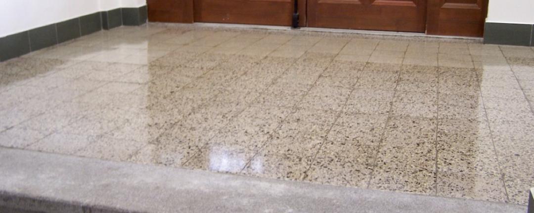 Renovace a broušení teracových podlah